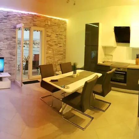 Roko Kolinda 1 Appartement *