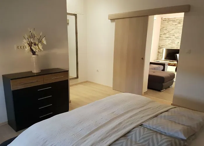 Roko Kolinda 1 شقة بيبينيا